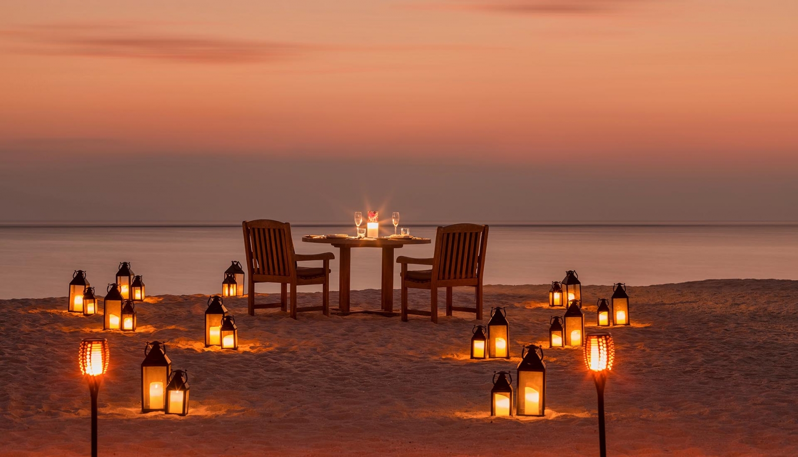 BEACH DINING EVENTS